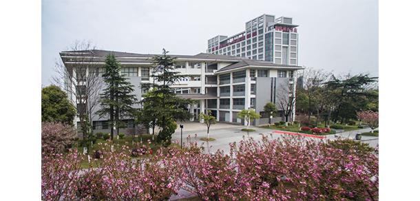 南京郵電大學(xué)通達(dá)學(xué)院 - 最美大學(xué)