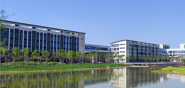 聊城大學東昌學院 - 最美大學