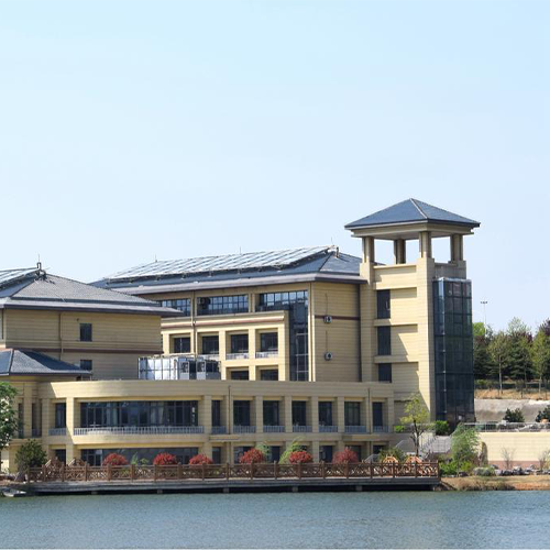 山東財經(jīng)大學燕山學院 - 白駒過隙，只此青綠