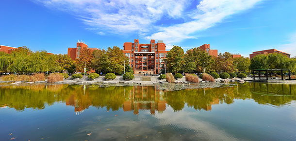 鄭州大學 - 最美大學