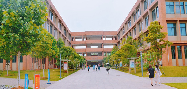 湖北師范大學文理學院 - 最美大學